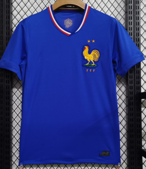 Una pieza de camiseta 2425 equipo nacional México Italia Brasil España Portugal uniforme de fútbol bordado