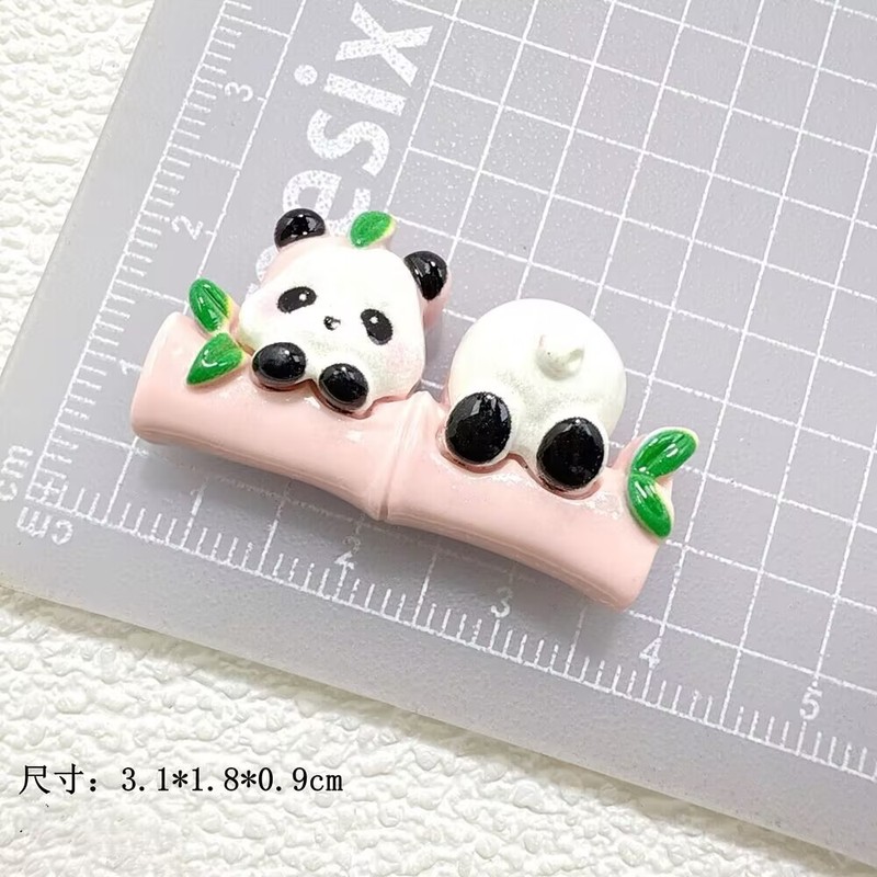 漫画竹パンダ樹脂アクセサリー diy 水カップ収納ボックス携帯電話ケース穴キーホルダー電気自動車材料|undefined