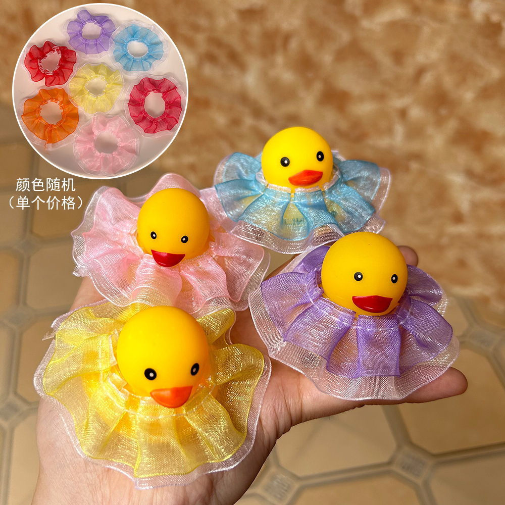 Accesorios de agua transfronterizos pato amarillo accesorios gorras bufandas de ganso blanco decoración mano leche de limón té regalo image 93