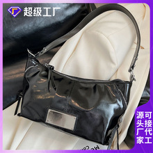 2025ļ¿rи߼ͨڰϞƤҸμŮʿСб