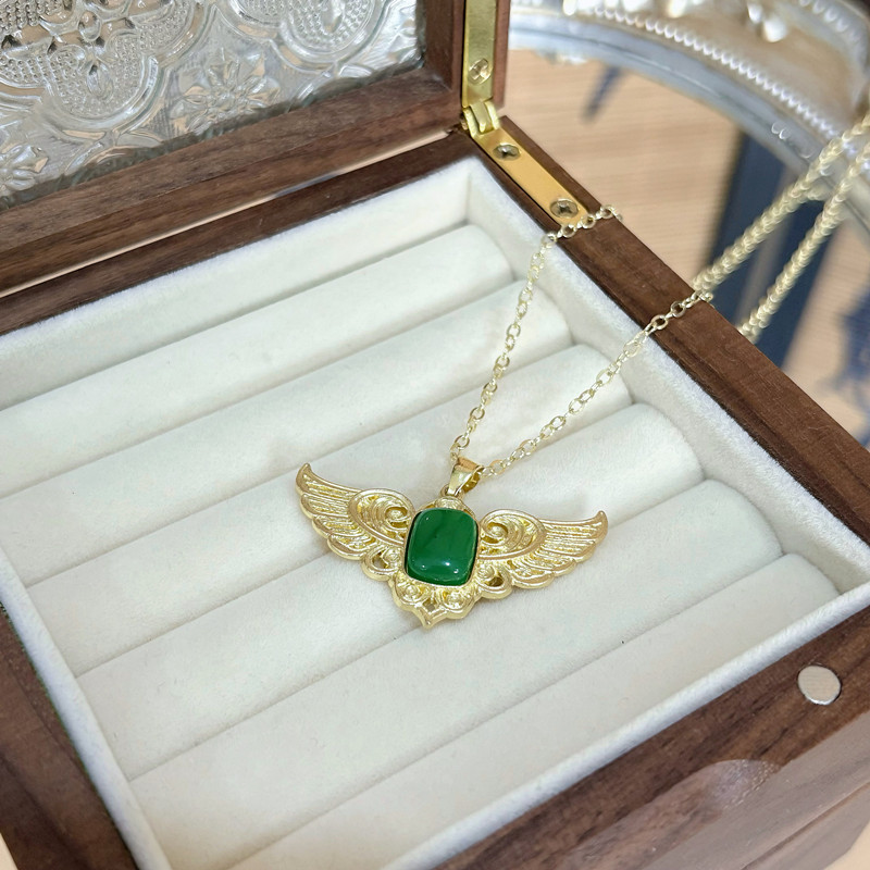Collar de azúcar cuadrado de alas de ángel francés nicho femenino lujo ligero sofisticado versátil cadena de clavícula nuevos accesorios de moda
