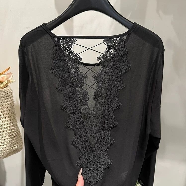 Backless Lace Patchwork Shirt for Women, 2026 Summer New Stylish Slim-Fit Long-Sleeve Top in White Backless Lace Patchwork Shirt for Women, 2026 Summer New Stylish Slim-Fit Long-Sleeve Top in White