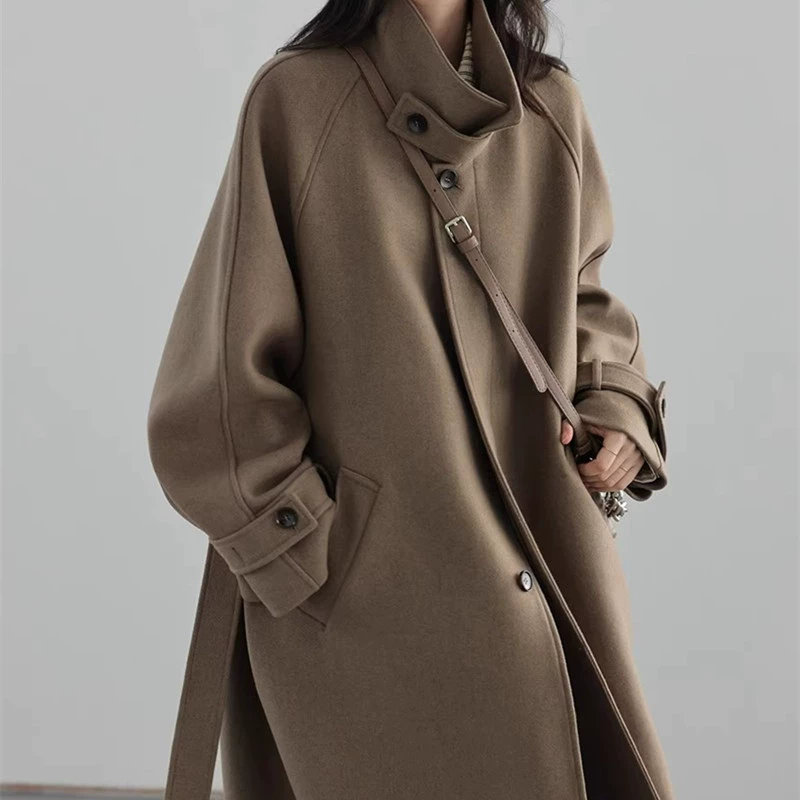 Ушлаженное шерстяное пальто женское зимнее 2024 новое корейское чувство средней и толстое маленькое пальто Хепберн