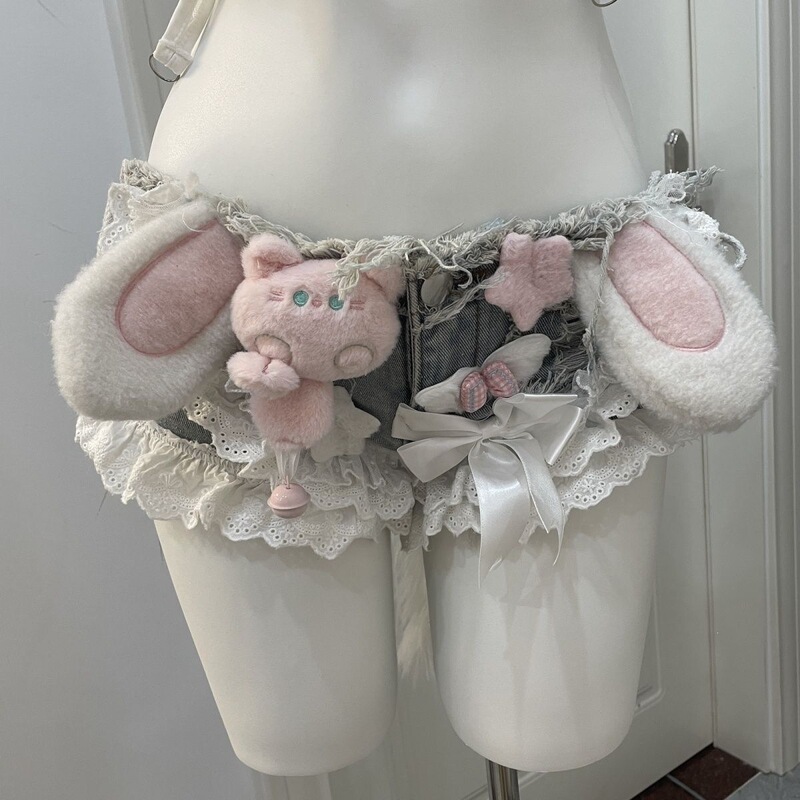 Autumn original handmade cute and sexy lace denim low-waist shorts for trendy girls, perfect for photoshoots