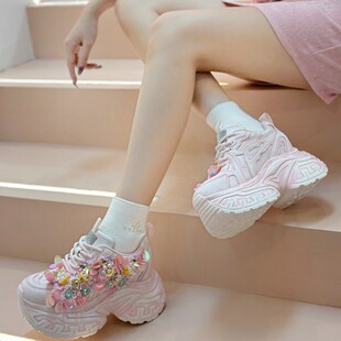 8CM�������ϵ�ЬŮ2025�ļ��¿�ٴ��С���ӾW��͸���\��Ь��