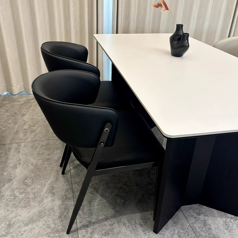 Mesas y sillas de comedor para el hogar Fábrica al por mayor Sala de estar Cocina Hotel Restaurante Silla flotante de celebridades de Internet Silla de comedor con respaldo francés italiano