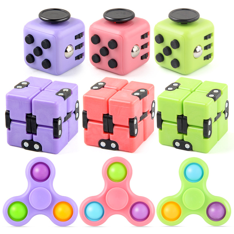Transfronterizo nuevo traje de descompresión de segundo orden infinito cubo dados de tres agujeros burbuja música dedo Gyro nuevo juguete exótico