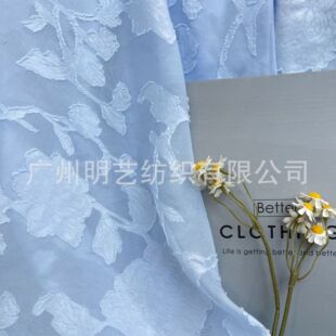 ѩ��Сĵ����������]�Ứ�r�����ϕr��Ů�bѩ���B��ȹ�h������