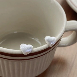 耳线;项链;耳钉