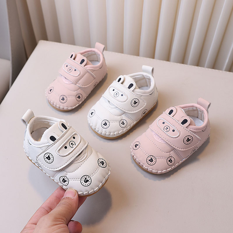 A generation of baby shoes June-December spring and autumn cartoon toddler shoes baby 0-1 year old semi-soft bottom men's and women's baby shoes 3