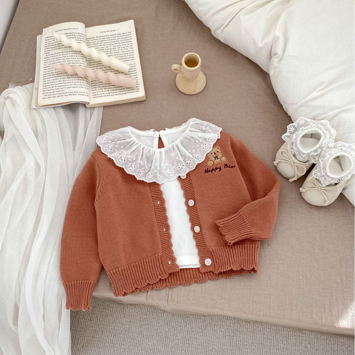 Cárdigan de Punto para Bebés Primavera 2025, para Niños y Niñas, Suéter con Bordado de Oso, Chaqueta Versátil de Manga Larga