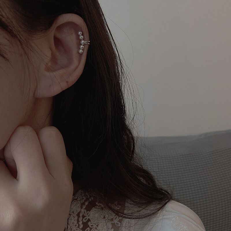 Fashion Pearl Ear Bone Clip display picture 4