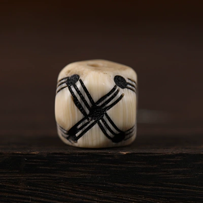 accessories, and decorative items — Zərgərlik ara hissələri
