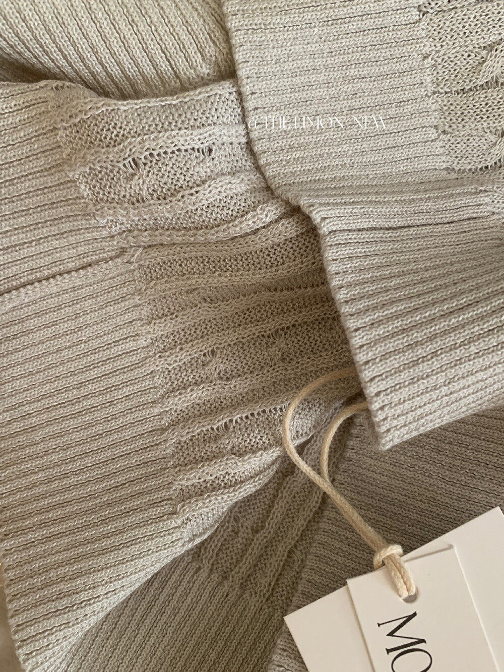 Áo polo nữ cổ bẻ tay ngắn phong cách cổ điển, chất liệu cotton pha sợi, form suông thoải mái — Xám Apricot, trắng ngà, xanh nhạt, Xám hoa sâu chi tiết 25