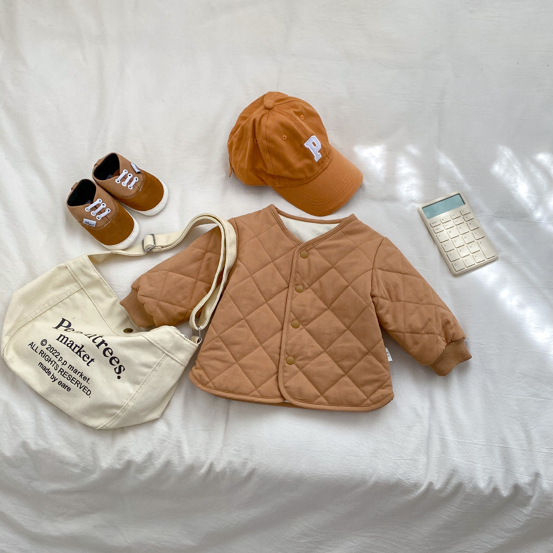2023 nueva ropa para niños y niñas bebé Otoño e Invierno forrado de lana ropa acolchada de algodón chaqueta acolchada de algodón para niños bebé chaqueta acolchada de algodón cálido rombo