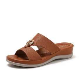 平底凉鞋;坡跟凉鞋;坡跟拖鞋