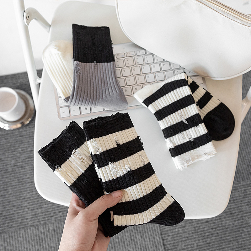 Hole Beggar Black and White Tone Socks Women's Spring and Summer New Medium High Socks Color-matching Thin Pile Hole Socks Cotton