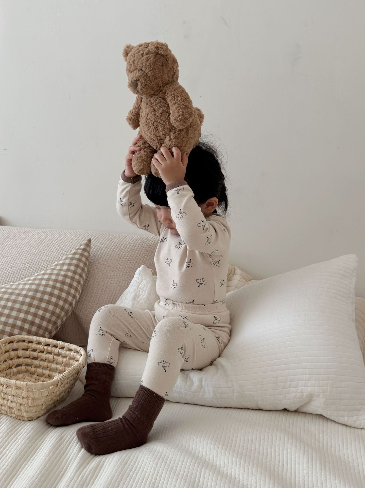 481E9FC0-CCDA-49AE-8B75-1BBBA8