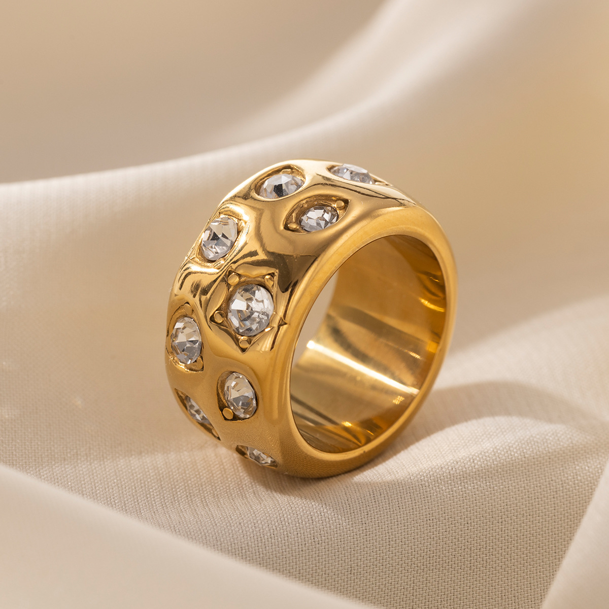 Anillo de acero inoxidable de Nicho de alta calidad, anillo abierto de zircón de forma especial, mujer no se desvanece en venta transfronteriza