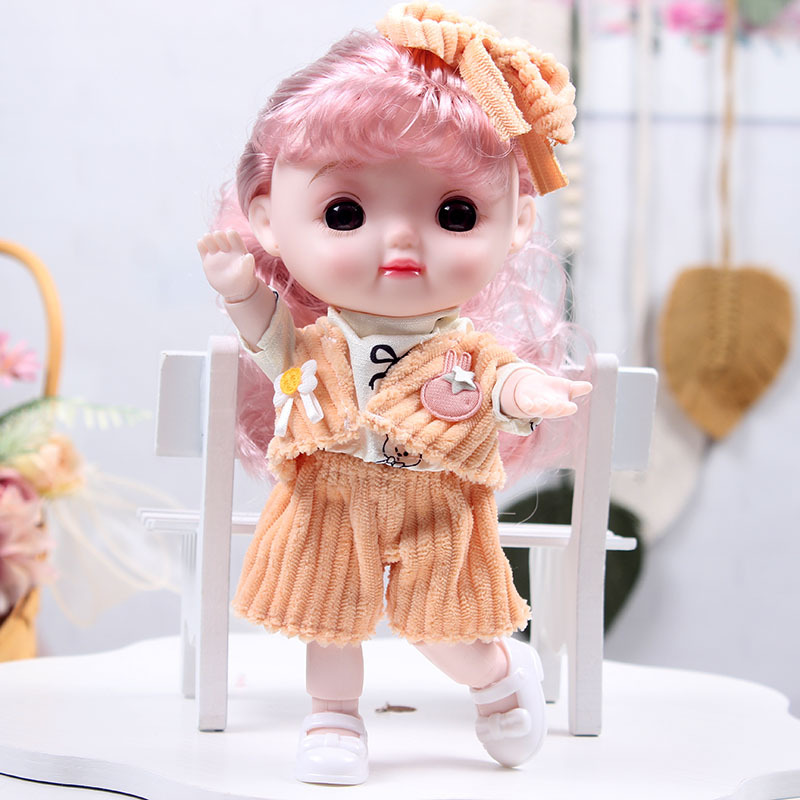 Venta al por mayor 22cm comercio exterior nuevo estilo venta caliente leche linda muñeca de vinilo linda princesa niña jugar a la casa juguetes