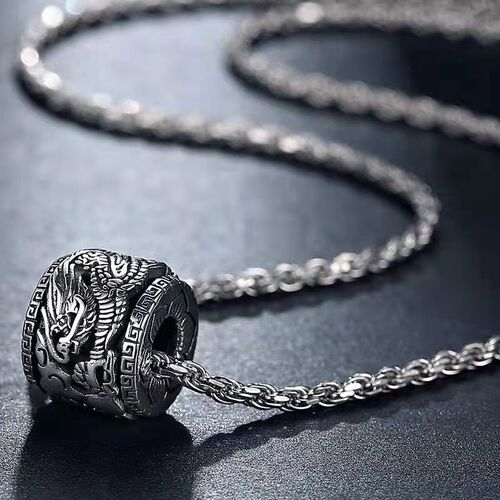 Retro Cloud Turned Sport Pendant, Chinese Dragon Pattern Necklace, Silver Decorative Accessories for Couples, Men's Gift for Women on Valentine's Day