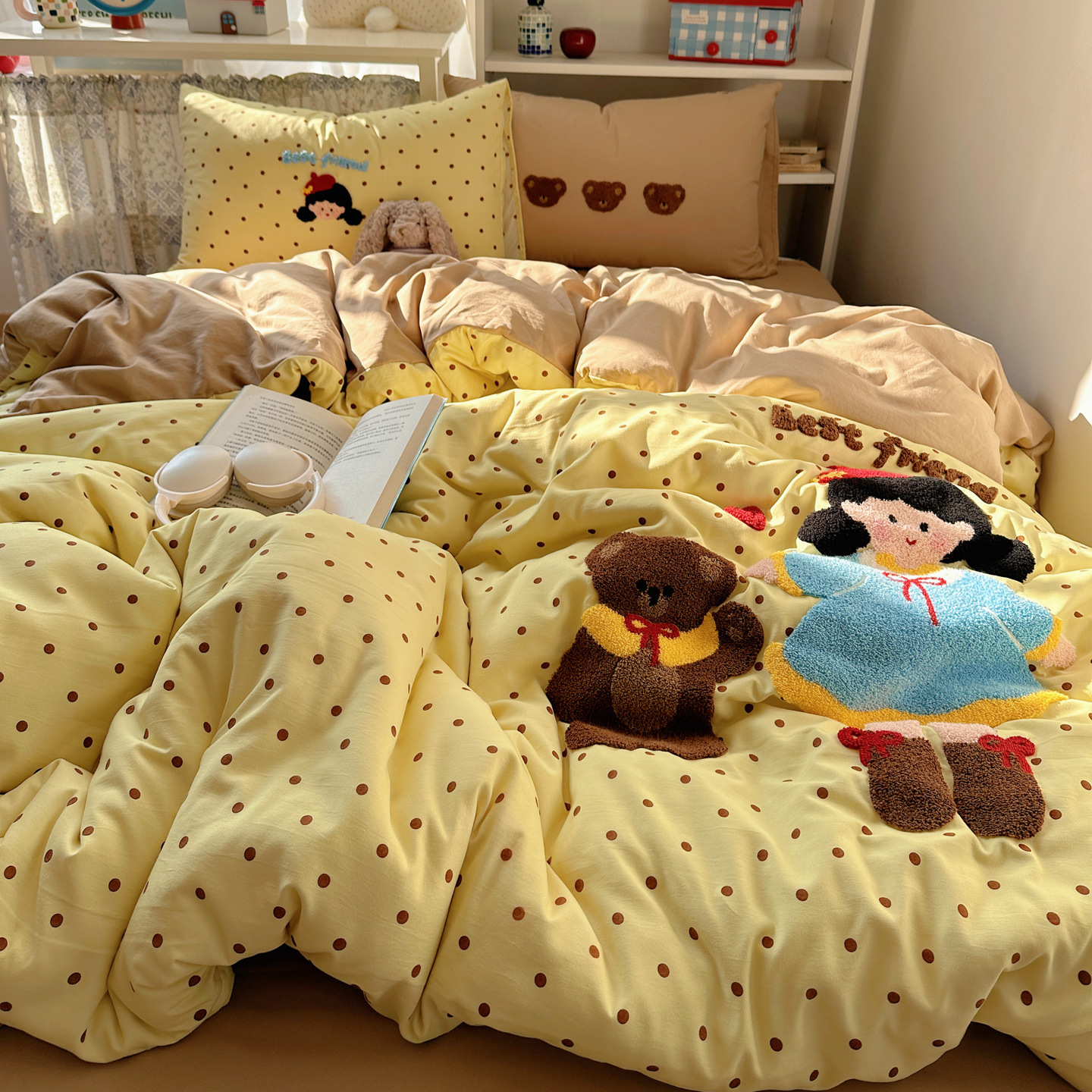 귀여운 소녀와 곰 [수출 품질, 산모 및 유아에게 적합]