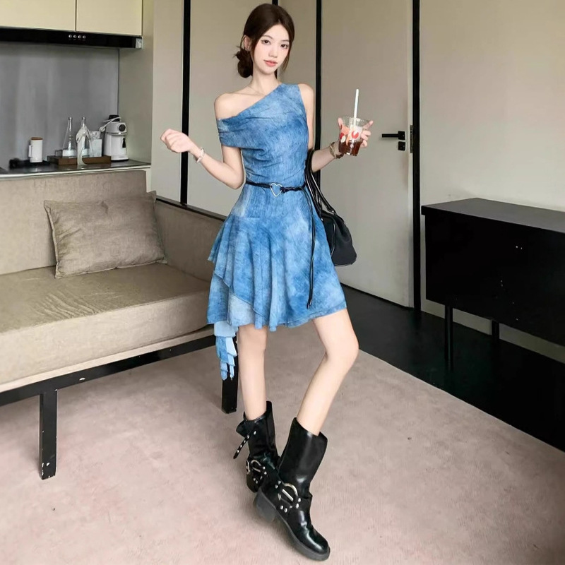 2025夏季新款轻熟风蓝色连衣裙女斜肩荡领无袖a字显瘦不规则短裙|undefined