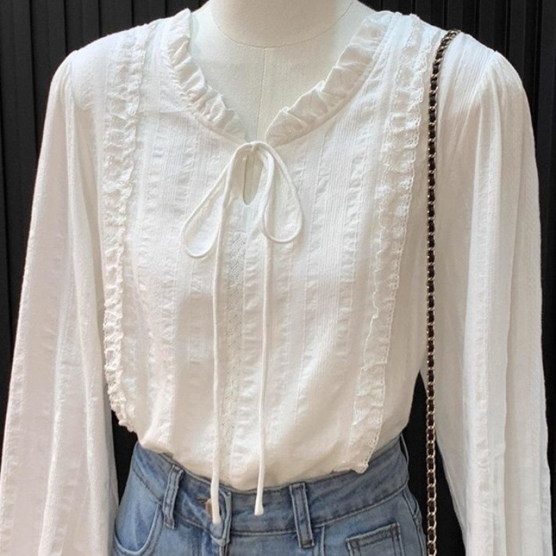 French-style V-neck lace-trimmed white shirt for women, 2026 spring new chic long-sleeve top ins French-style V-neck lace-trimmed white shirt for women, 2026 spring new chic long-sleeve top ins