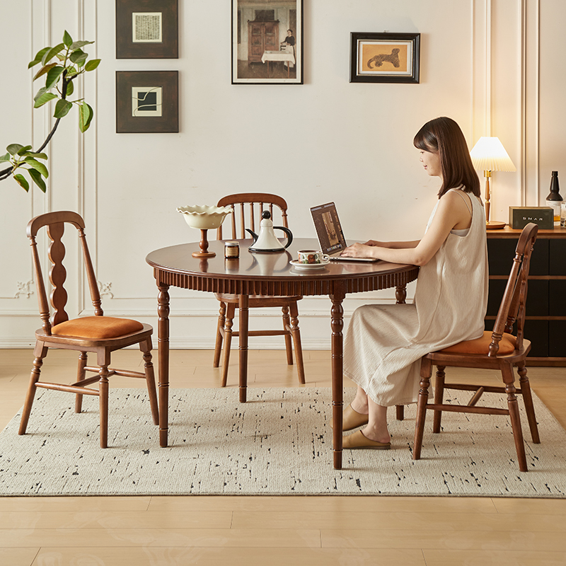 New Round Table French Retro Solid Wood Dining Table and Chair Combination Home Medieval Round Table Restaurant Dining Table Designer