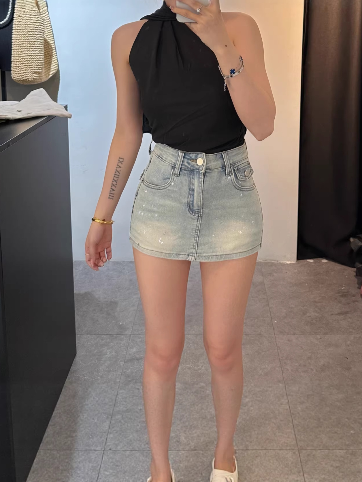 Elastic summer denim skirt