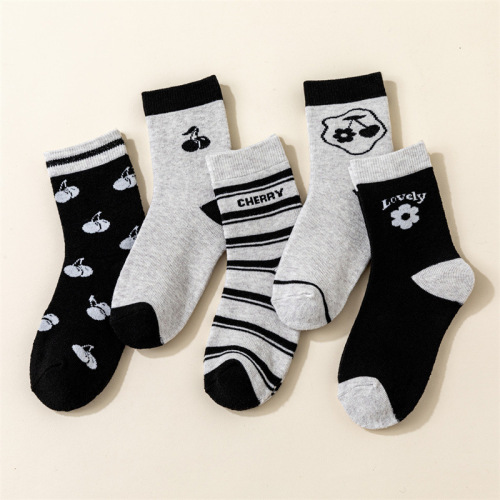 5 pairs of thick socks, women's mid-calf socks, velvet thickened cotton socks, autumn and winter ins trendy retro warm socks, terry socks, long socks