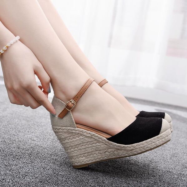 Sandals wedge heel