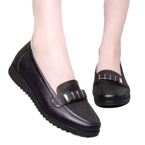 Spring and Summer Mother's Shoes Soft Sole Open-Back Airy Women's Single Shoes Middle-Aged Leather Shoes Breathable Flat Women's Shoes Hole Shoes