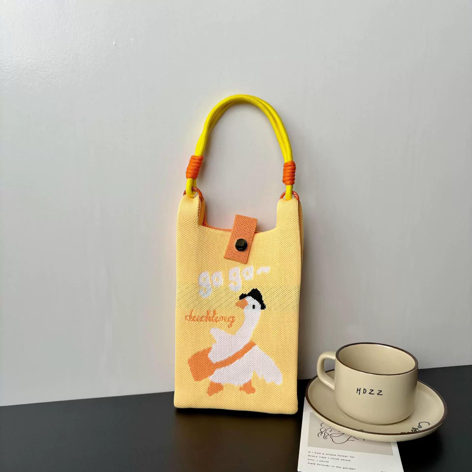 Cartoon knitted one-shoulder bag, shoulder bag