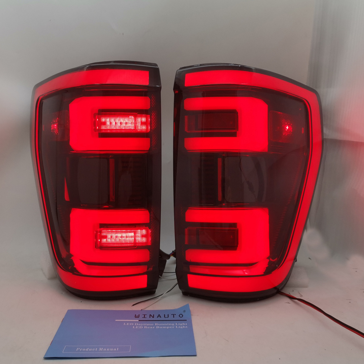 Aplicable al conjunto de la luz trasera FD F150 Raptor 2021 ennegrecido luz de freno LED con punto ciego