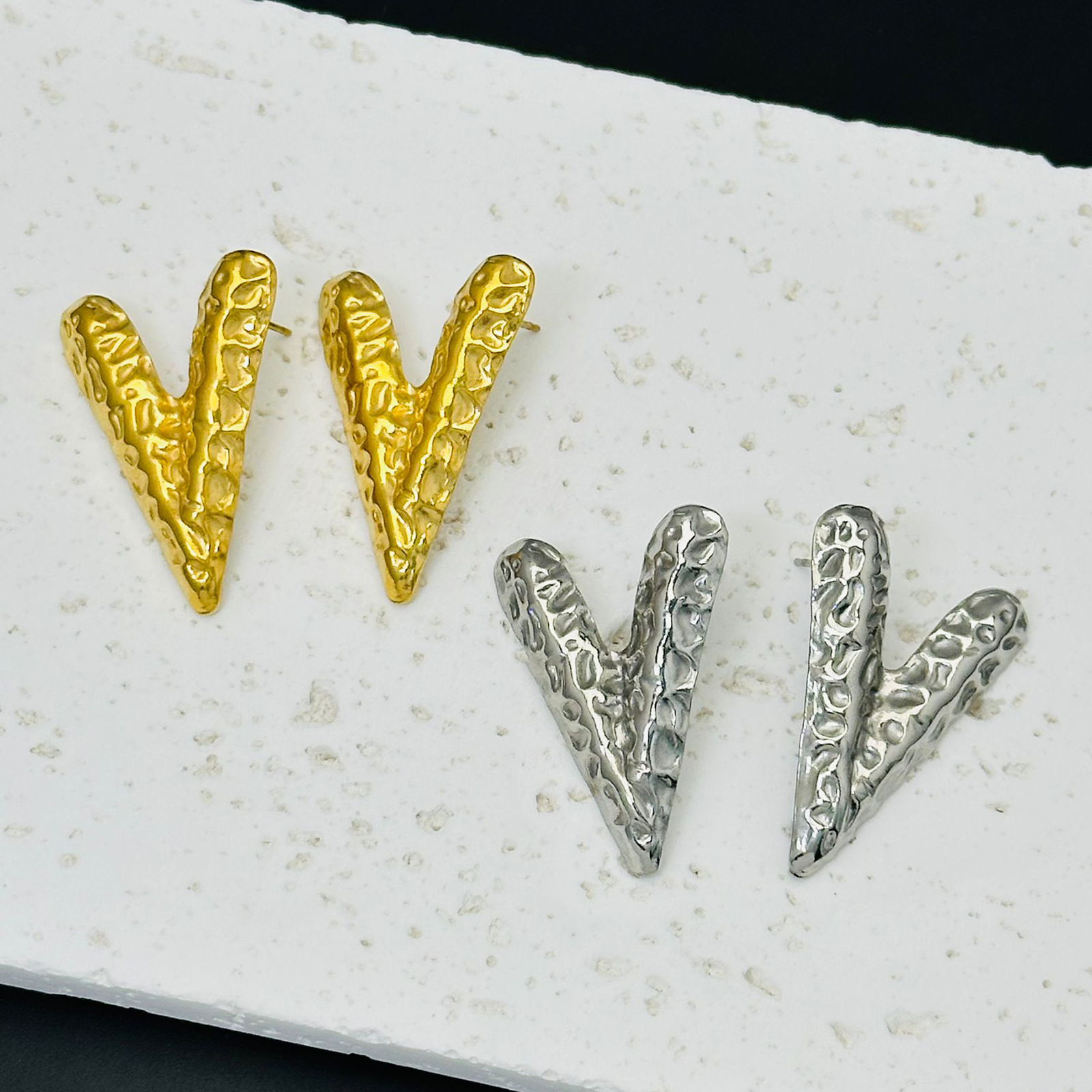 V字母7738金7720银 (1)