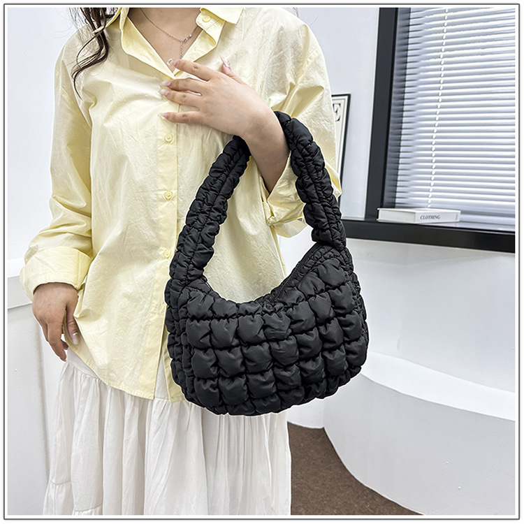 Cloud Bag New Wrinkled Dumpling Bag Puff Down Bag Versatile Lightweight Handheld Single Shoulder Underarm Women's Bag_voghion.com