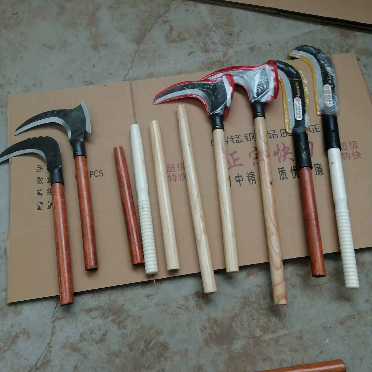 Ручной кованый нож для дров, деревянная ручка, серп с двойной резьбой, не спускает, не вырезанный, газонокосилка с мелкой веткой.