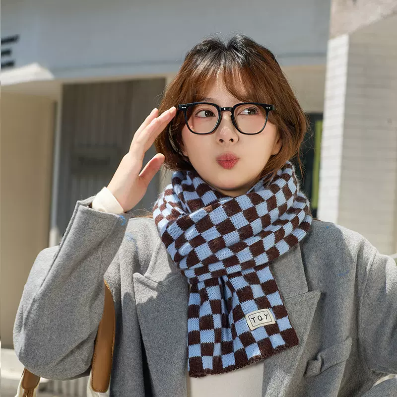 2024新款韩国蓝色棋盘格针织围巾女冬季高级感百搭保暖围脖披肩冬