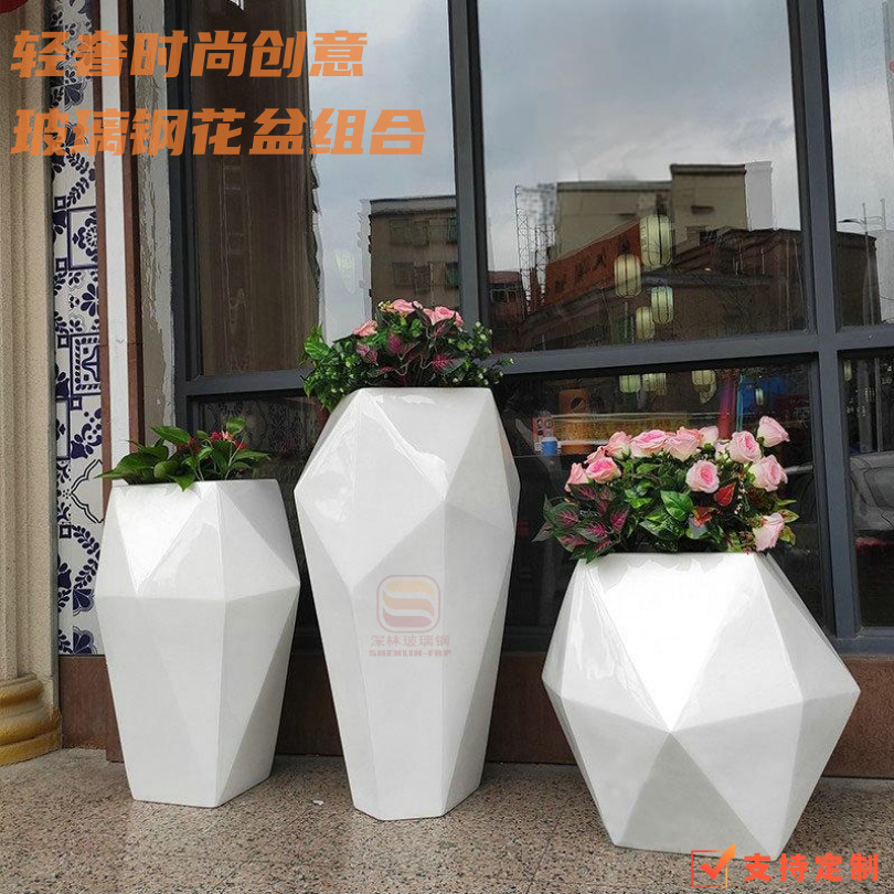 Vaso de lujo ligero de moda FRP compuesto de maceta de flores centro comercial hotel cafetería recipiente de belleza comercial maceta de flores