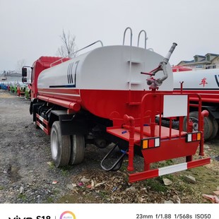 Multifunctional Small Sprinkler Truck Market 3 to 15 Cubic Meter Sprinkler Truck Factory Site Dust Removal Sprinkler Truck