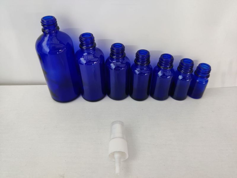 ブルーガラスサンプルスプレーボトル旅行ポータブルシルクスクリーンロゴ香水ボトル保湿香水ボトル卸売|undefined