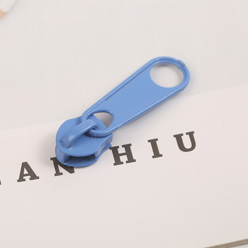 No. 5 fabricantes de cremallera de nylon nueva bolsa de maquillaje de color bolsas de lápiz gruesas cremallera al por mayor