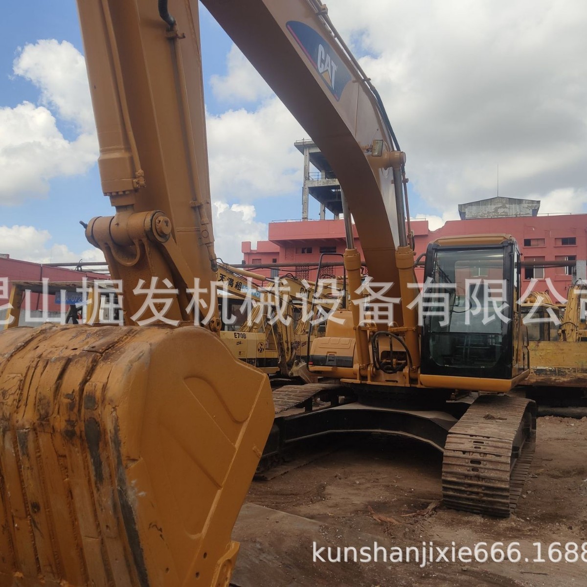 上海厂家现货出售二手卡特Caterpillar 330B挖机320B挖掘机