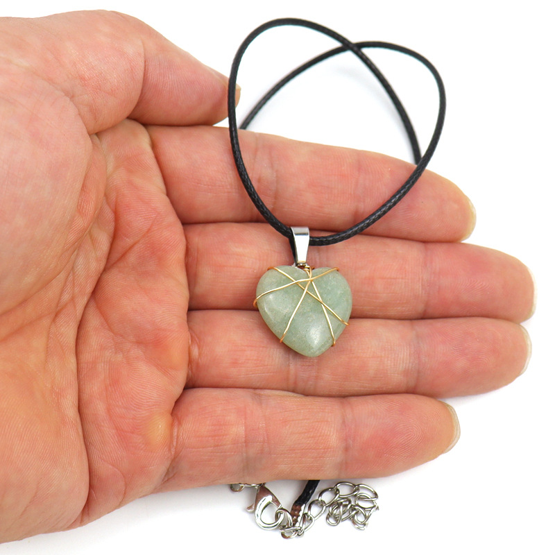 Retro Heart Shape Crystal Copper Plating Pendant Necklace 1 Piece