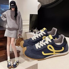 德训阿甘鞋2025秋季新款防滑韩版休闲女鞋百搭系带平底运动单鞋