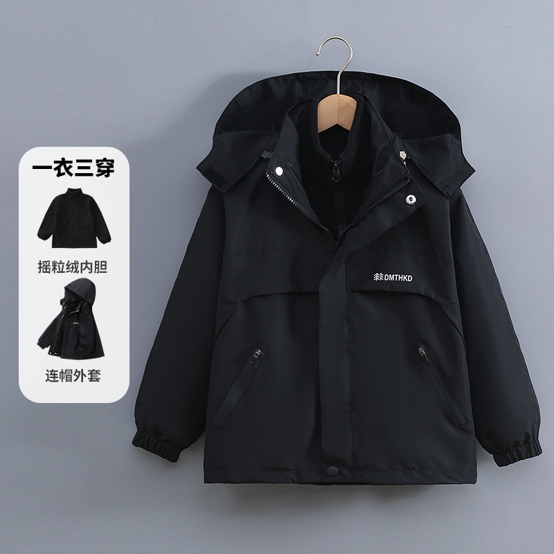 Niñas tres en uno bata de asalto para niños con abrigo de terciopelo primavera / otoño / invierno nuevo juego de chicas al aire libre de dos piezas