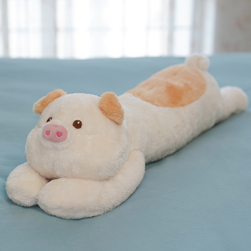 Cute blanco beige con ojos grandes (cerdo acostado)