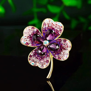Authentic [repeat customers 735 people] Korean style lucky four-leaf brooch women's exquisite retro zircon corsage