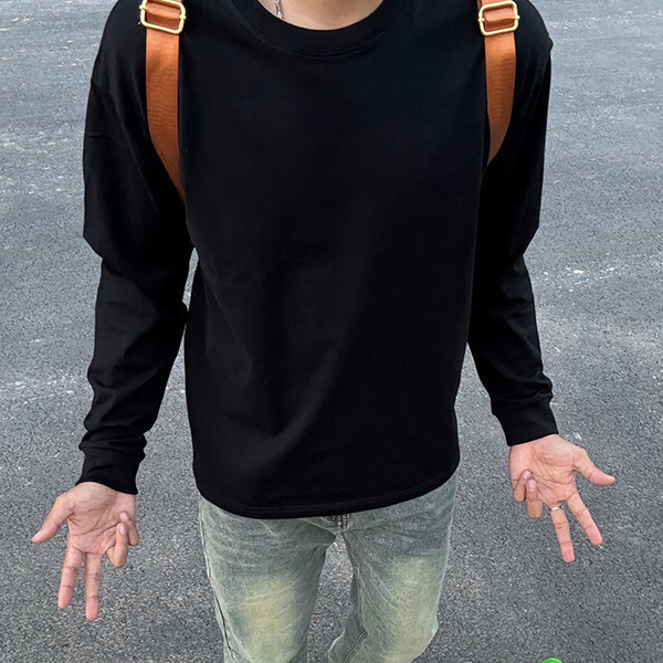 Pure black small-neck round-neck sweatshirt for men, autumn style, stylish and sophisticated, long-sleeved T-shirt, American-style base layer shirt Pure black small-neck round-neck sweatshirt for men, autumn style, stylish and sophisticated, long-sleeved T-shirt, American-style base layer shirt